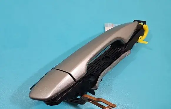 Rear door exterior handle