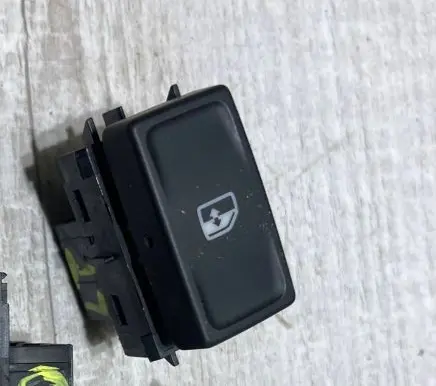 Skoda Octavia Mk3 (5E) Electric window control switch 5E0959855A