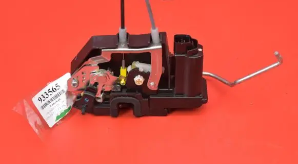 Hyundai i10 Rear door lock
