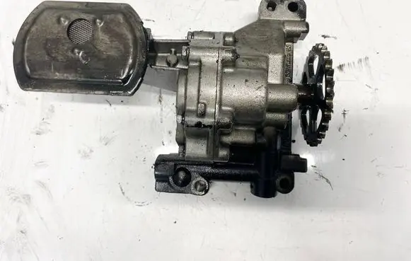 Peugeot 307 Oil pump 9638783980 328702213132
