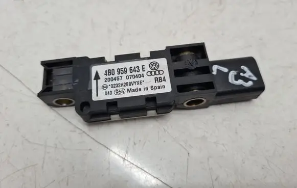 Audi A3 S3 8P Airbag deployment crash/impact sensor 4B0959643E