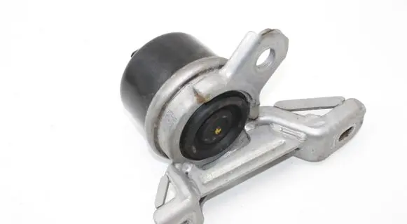 Land Rover Range Rover Evoque L538 Engine mount bracket BJ326F012AB