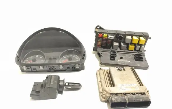 Volkswagen Crafter Engine ECU kit and lock set 074906032AT 0281014133 EDC16CP3444