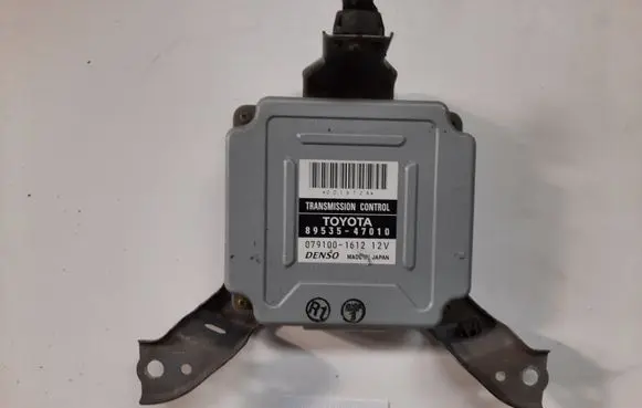 Toyota Prius (XW20) Gearbox control unit/module 8953547010