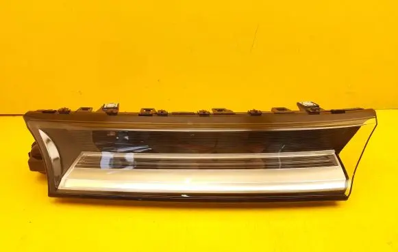 Volkswagen Transporter - Caravelle T7 Headlight/headlamp 7T0941653B