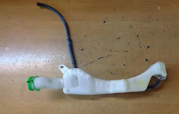 Suzuki Celerio Coolant expansion tank/reservoir