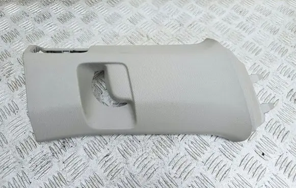 Volkswagen Atlas (C) pillar trim 3CN867287