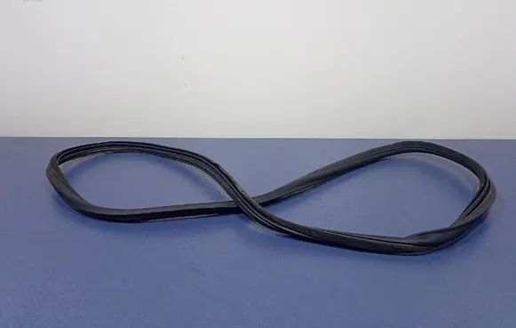 Citroen DS5 Front door rubber seal 