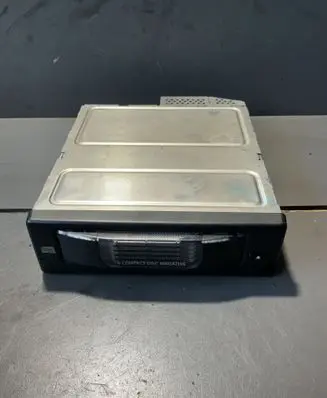 BMW 5 E60 E61 CD/DVD changer 6956939