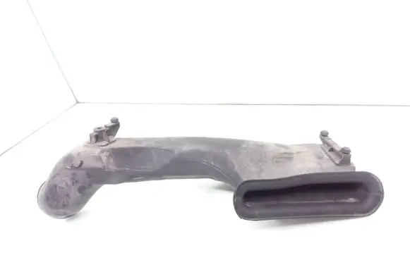 Opel Astra H Air intake duct part 55351756 551020308
