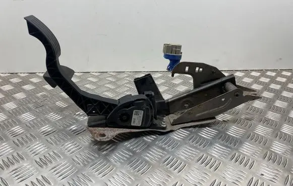 Ford Escape III Pedal assembly AV612467HA CV619F836GB