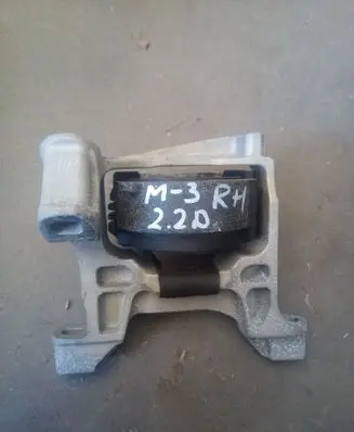 Mazda 3 II Engine mount bracket KD45