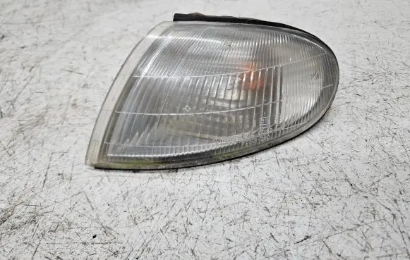 Hyundai Accent Front indicator light 92301290