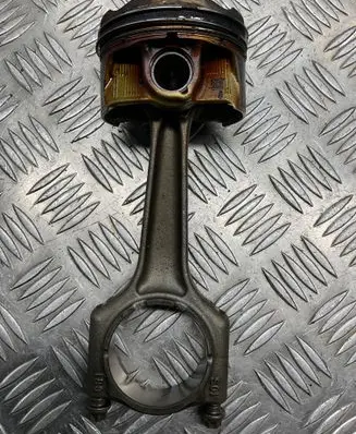 BMW 4 F36 Gran coupe Piston with connecting rod 8697733