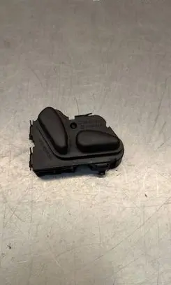 Mercedes-Benz E W210 Seat control switch 2108213751