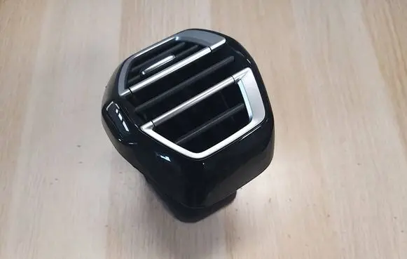 Dashboard side air vent grill/cover trim