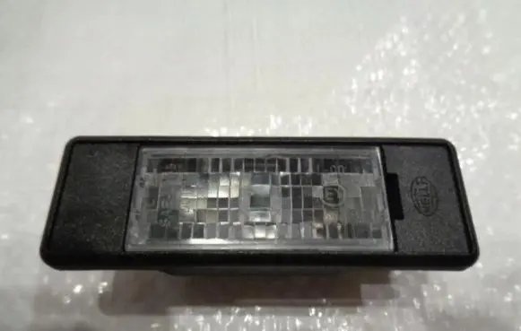 Peugeot 307 Number plate light 6340