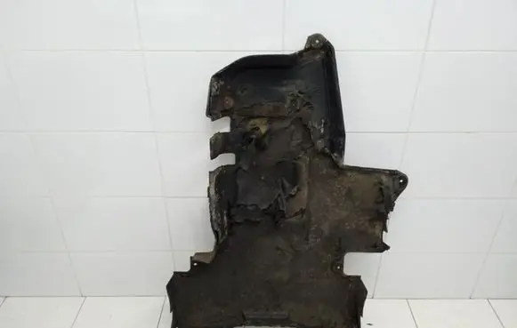 Mercedes-Benz C W202 Engine splash shield/under tray