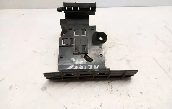 Volkswagen Arteon Other engine bay part 5Q0906507F