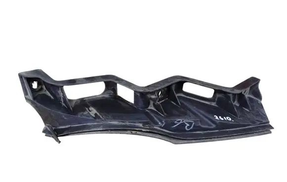 Volkswagen PASSAT B6 Front bumper mounting bracket 3C0807889