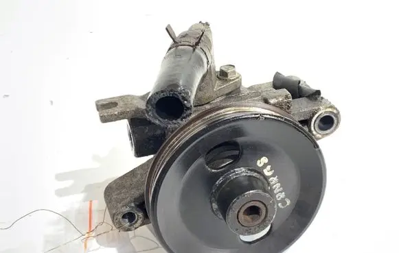 Hyundai Tucson JM Power steering pump 571002E000