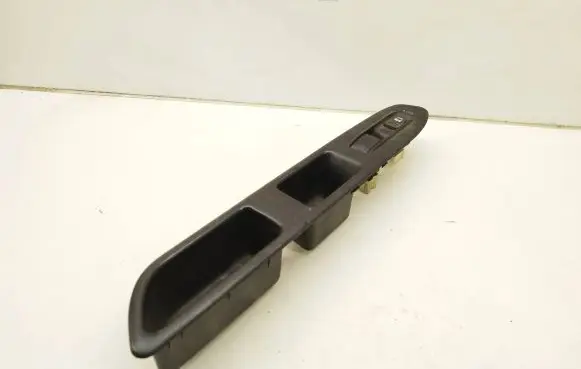 Subaru Forester SG Electric window control switch