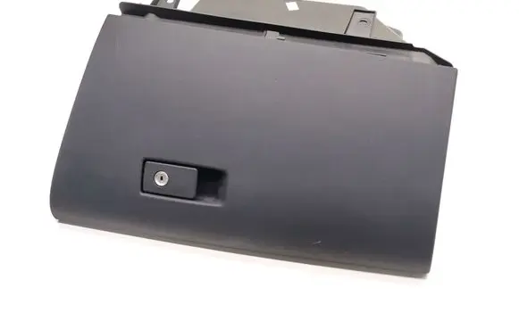 Volvo V60 Glove box 30755902