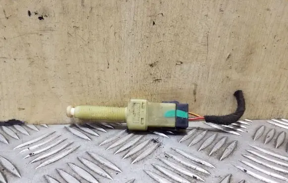 Brake pedal sensor switch