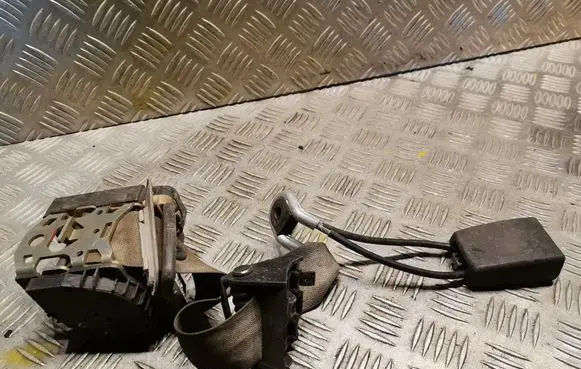 Mercedes-Benz S W220 Middle seatbelt (rear) 2208601585