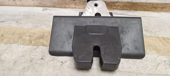 Volvo V60 Tailgate/trunk/boot lock/catch/latch 31278889