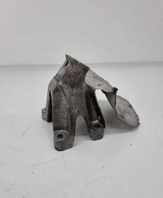 Audi A6 Allroad C7 Engine mounting bracket 8K0199307