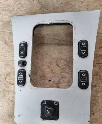 Mercedes-Benz E AMG W210 Electric window control switch