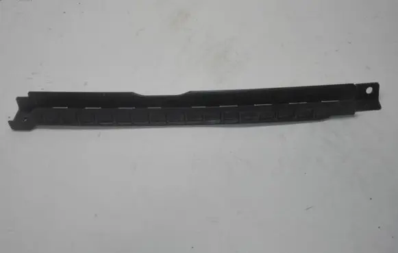 Audi Q7 4M Other rear door trim element 4M0839067