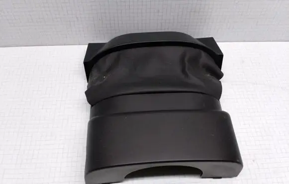 Steering wheel column trim