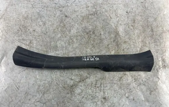 Toyota Corolla Verso E121 Other sill/pillar trim element 6791813070