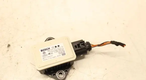 Audi A4 S4 B8 8K ESP acceleration yaw rate sensor 8K0907637A