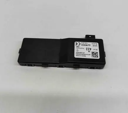 Opel Mokka Door central lock control unit/module F00HJ00487 13503204