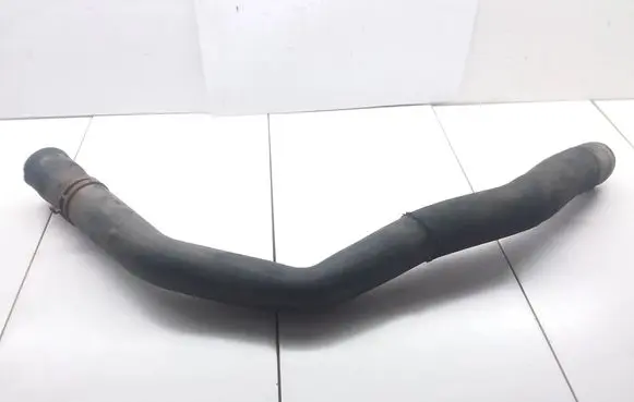 Mercedes-Benz A W169 Engine coolant pipe/hose 