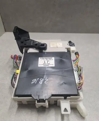 Toyota Prius (XW30) Door central lock control unit/module 8922147280