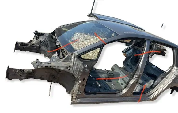 Volkswagen Golf Sportsvan Front quarter panel 