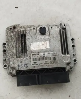 Hyundai i30 Engine control unit/module 391132a930 39113-2a930 0281019084