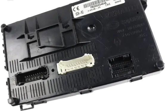 Renault Clio II BSM Control unit P8200234046 10026409 216702959B