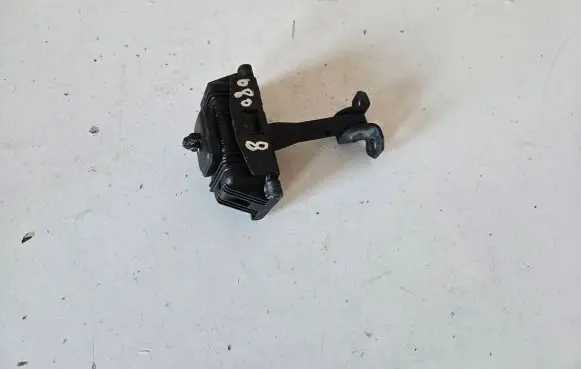 Mercedes-Benz Vito Viano W447 Front door check strap stopper A4477207500