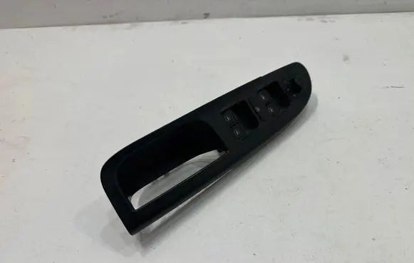 Volkswagen PASSAT B6 Electric window control switch 1K4959857A