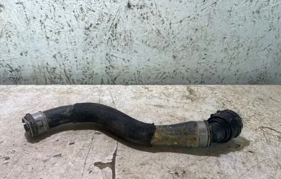 Mercedes-Benz A W177 AMG Engine coolant pipe/hose A0009976203
