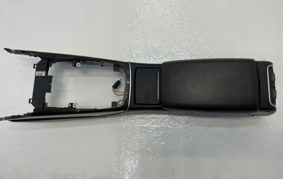Audi A6 S6 C7 4G Armrest 