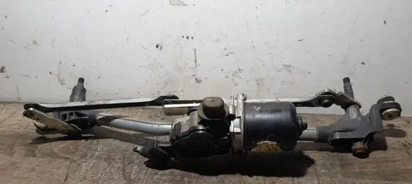 Renault Megane III Front wiper linkage 