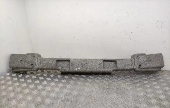 Hyundai i30 Front bumper foam support bar 865202L010