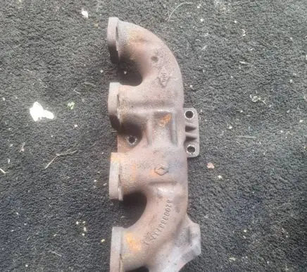 Exhaust manifold