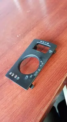 Dashboard glove box trim